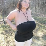 Busty Maria Moore 38K big boobs on DivineBreasts.com