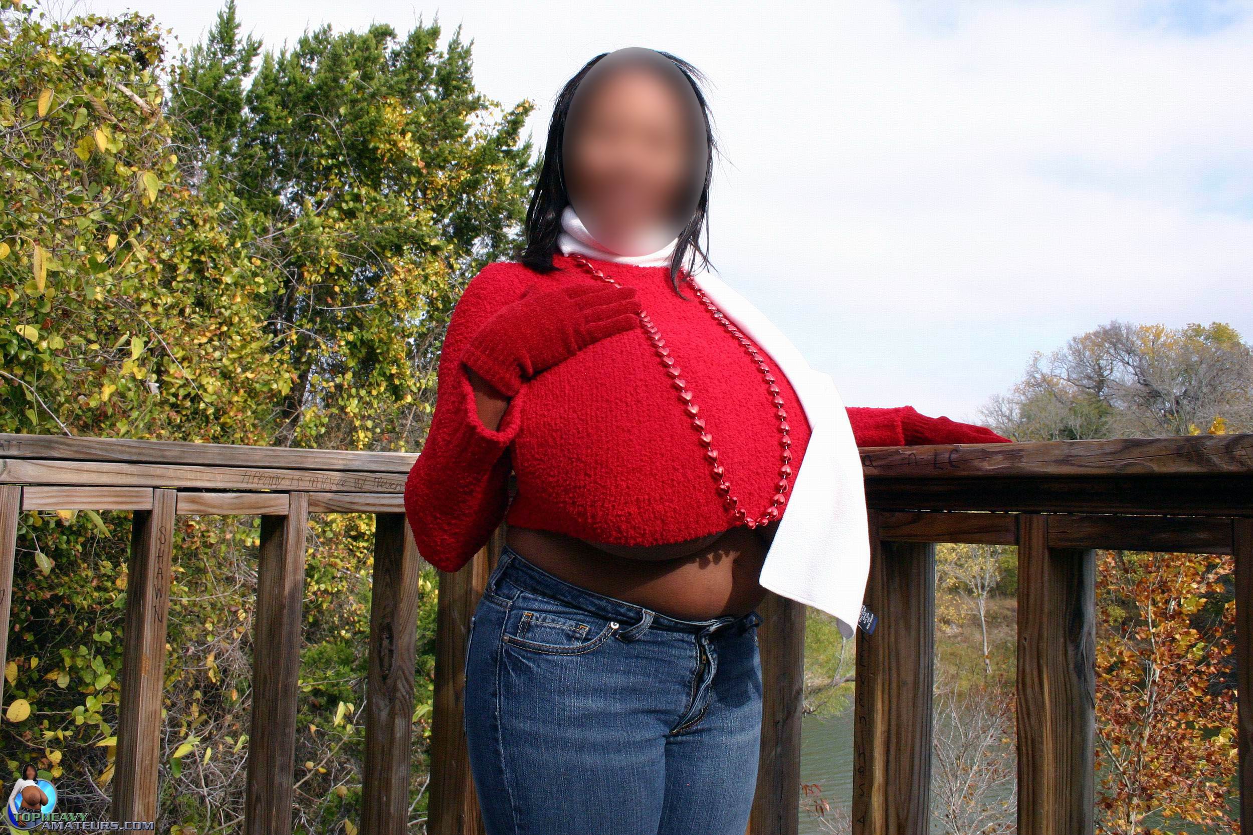 Big Tits in Crop Tops with 32MM Cheron My Boob Site image