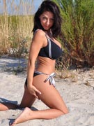 Anya Zenkova aka Busty Merilyn Sakova big boobs nude beach photos from AnyaBusty.com